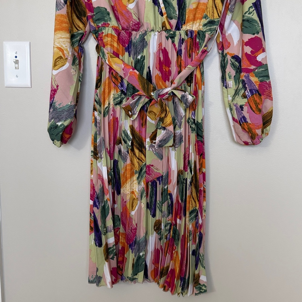 Colorful Abstract Print Dress - Picture 2 of 4